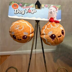 Fofos   Very Cute  Gingerbread Ball Dog Toy With  Squeaker  4”